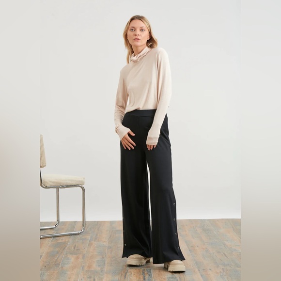 NWT HUMILITY Uakari Pant - Wide Leg - Black - Size EU 34 (US 4) - Picture 2 of 11